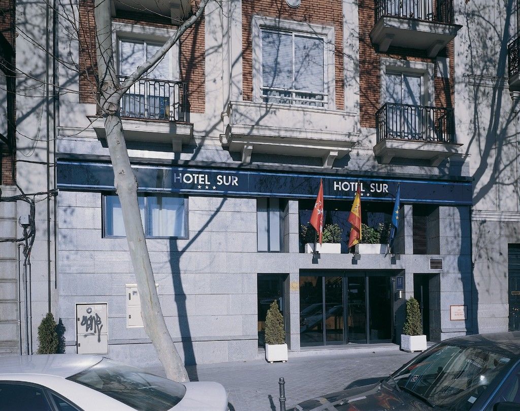 Nh Madrid Atocha Hotel Buitenkant foto